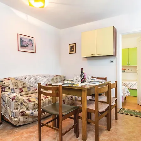 4 Bedroom Lovely In Labin Holiday home