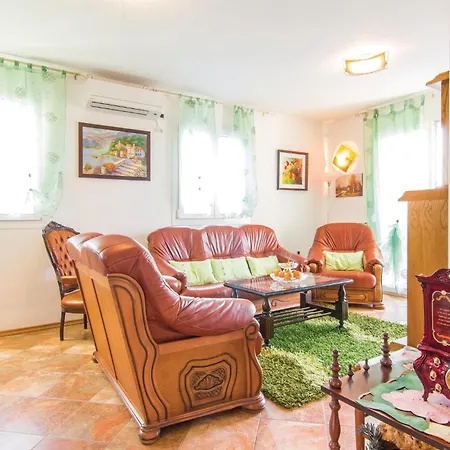 Holiday home 4 Bedroom Lovely In Labin